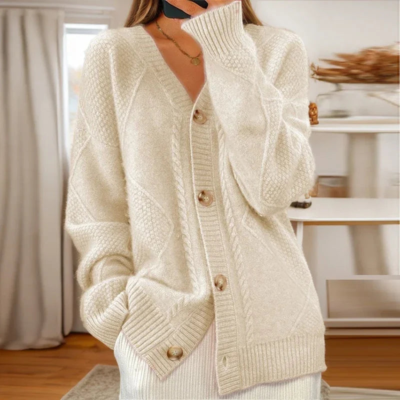 Lila | Cozy Cable-Knit Cardigan